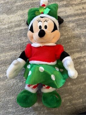 Disney Minnie Mouse Dancing Holiday Plush